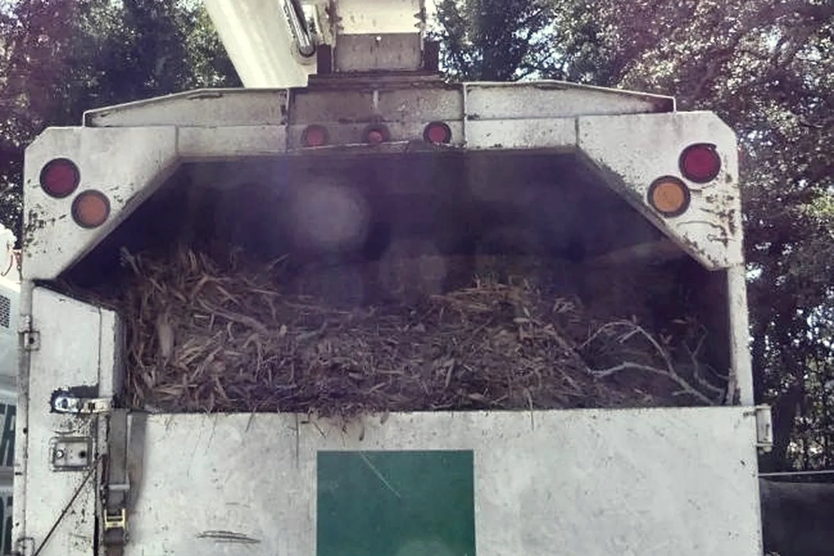 2004 GMC C7C042 - view 10 of 22