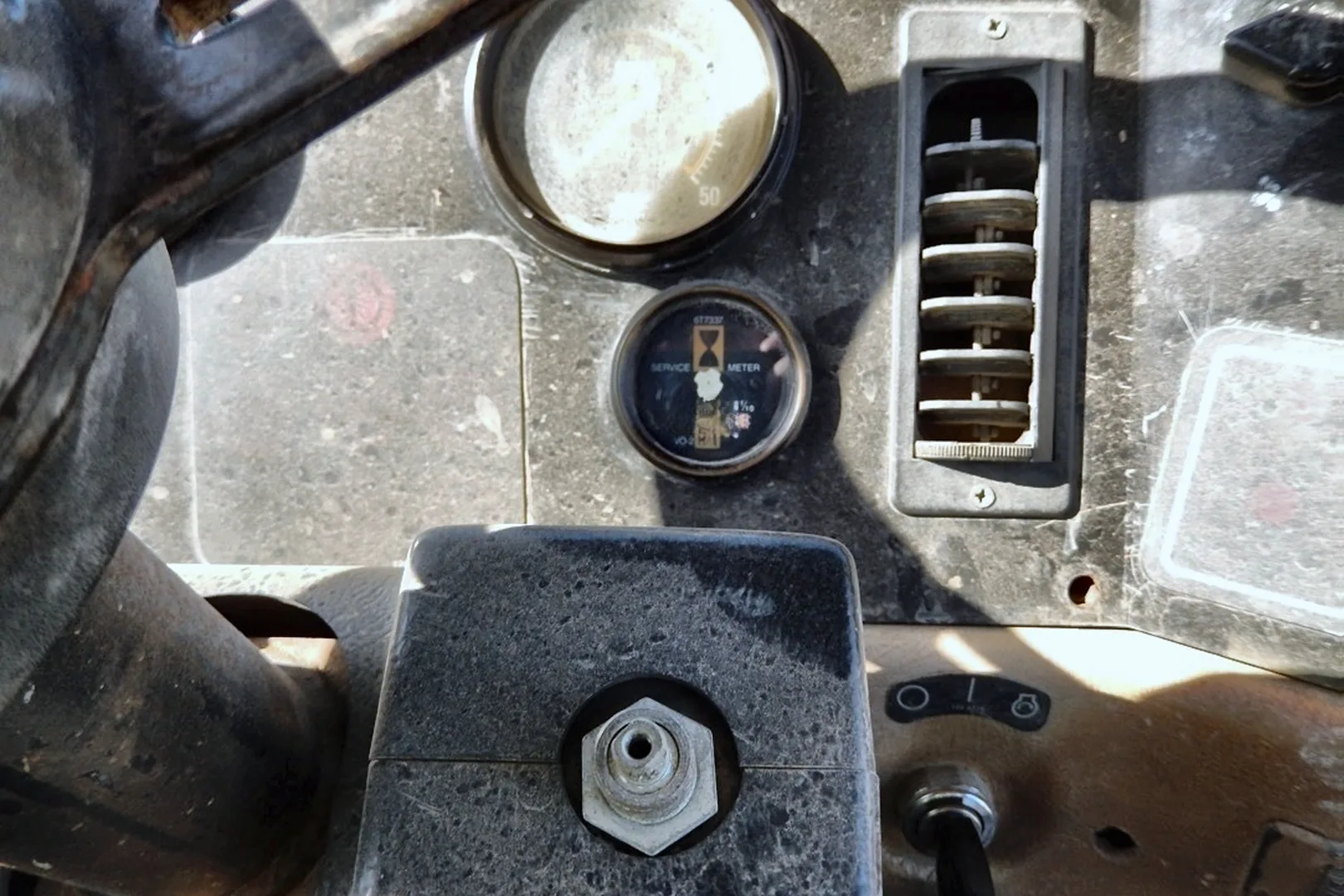 1997 CATERPILLAR D250E - view 18 of 53