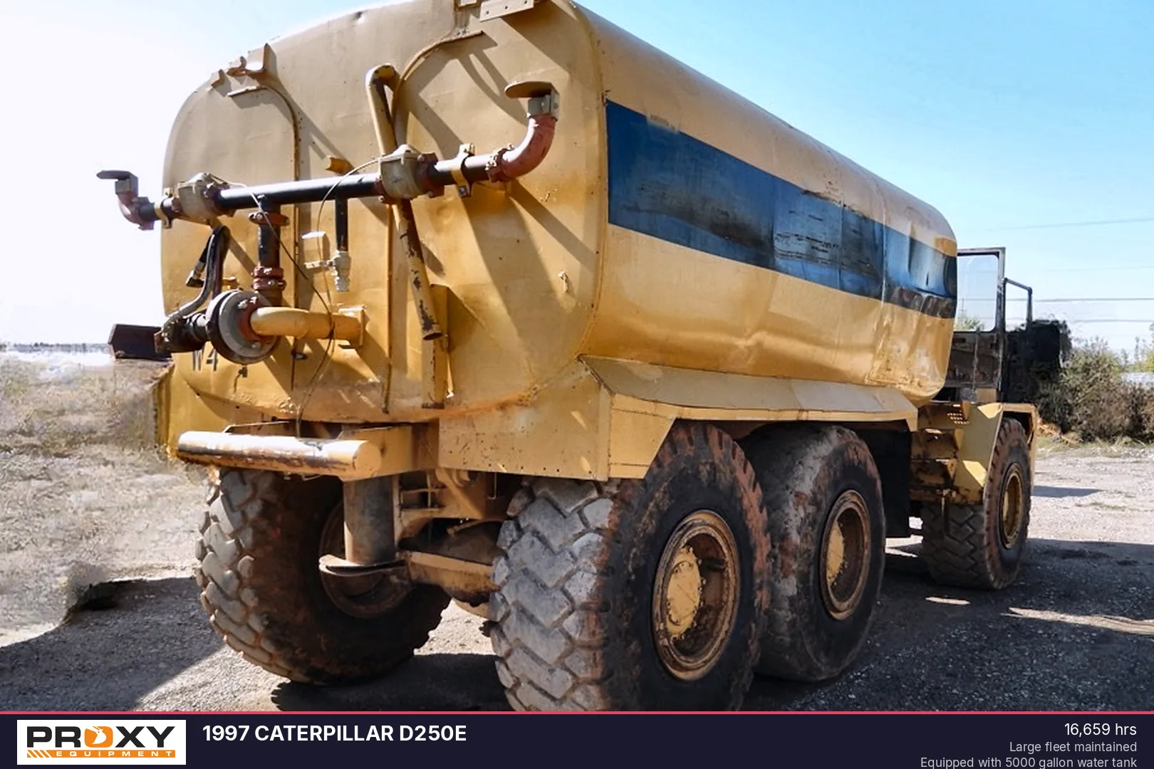 1997 CATERPILLAR D250E - view 2 of 53