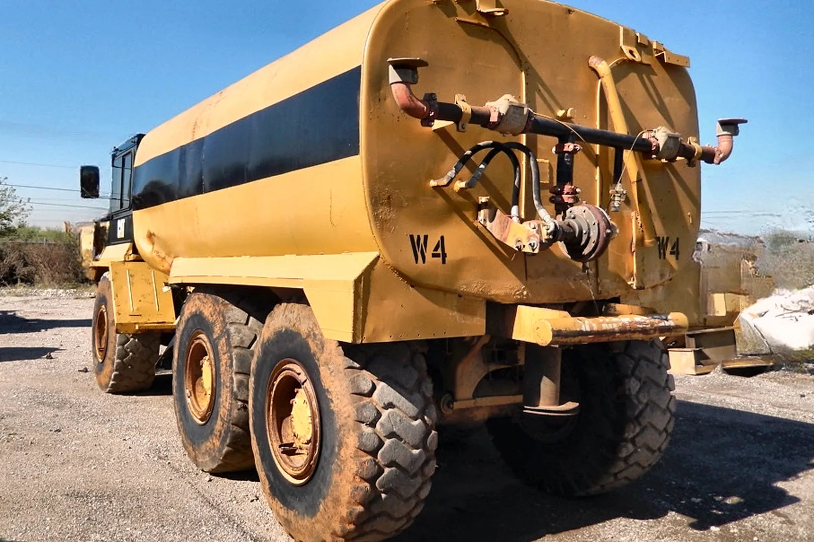 1997 CATERPILLAR D250E - view 12 of 53