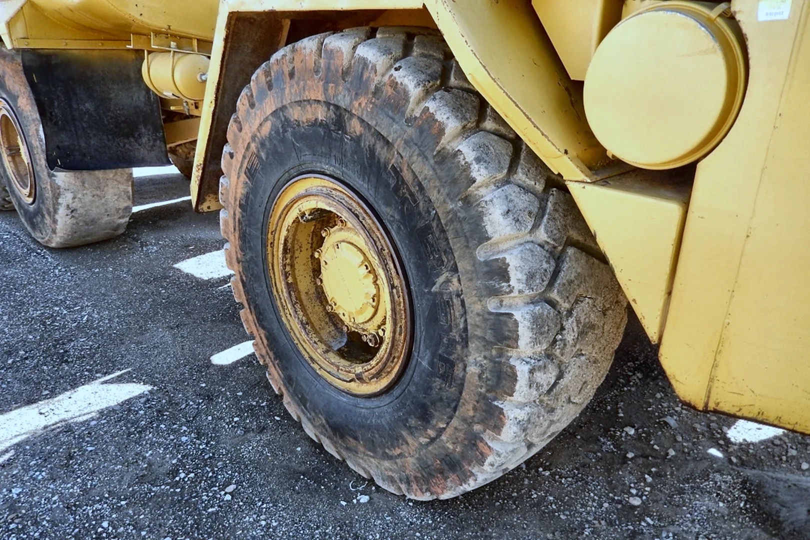 1997 CATERPILLAR D250E - view 13 of 53