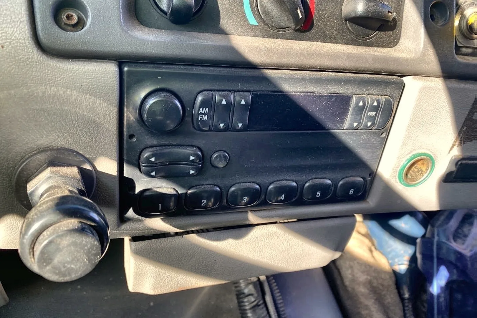 1997 FORD L8501 - view 14 of 44