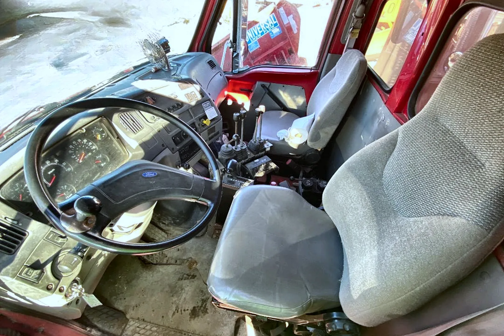 1997 FORD L8501 - view 18 of 44