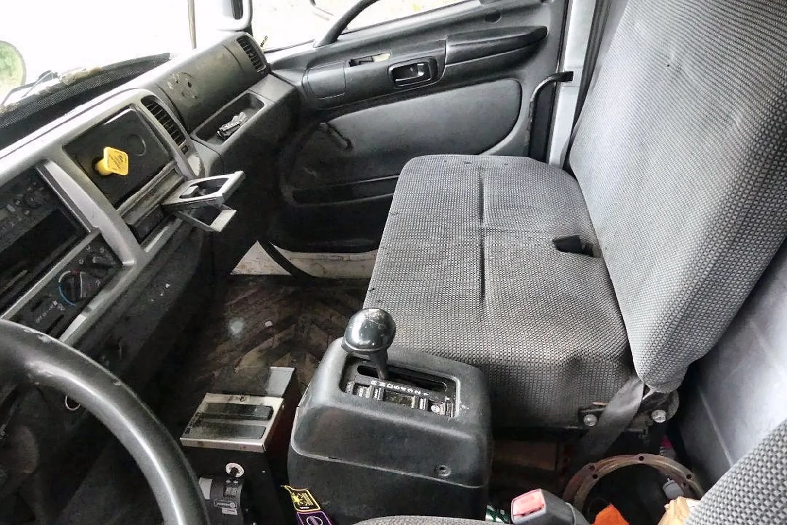 2010 HINO 338 - view 20 of 23