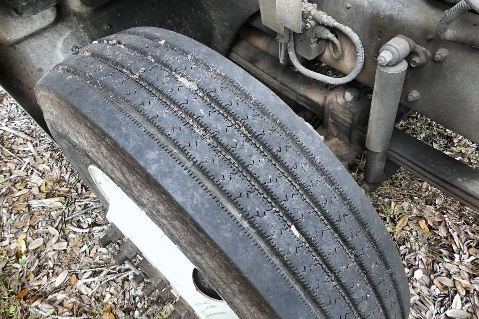 2010 HINO 338 - view 11 of 23