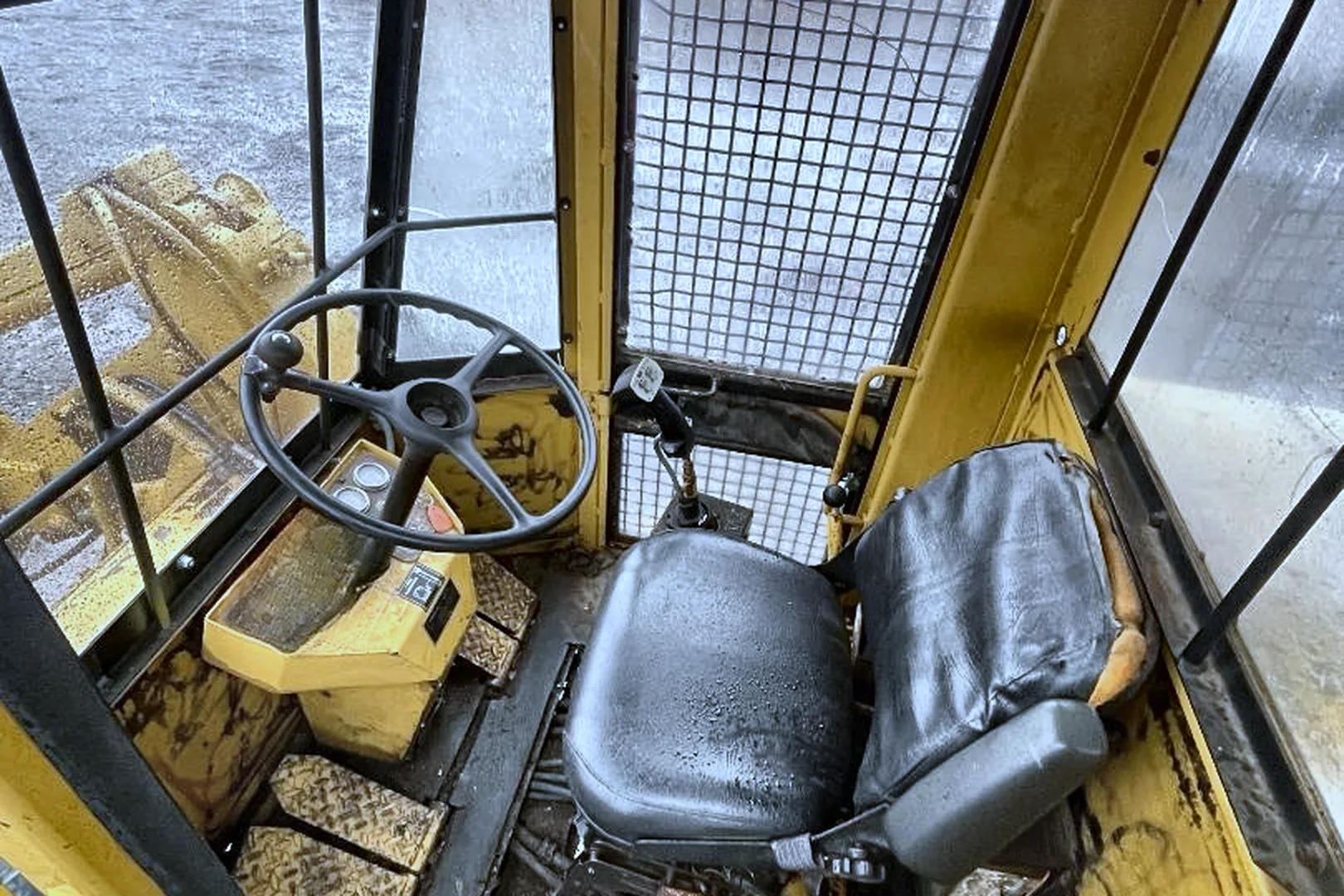 1986 HYDRO-AX 511-B - view 16 of 48