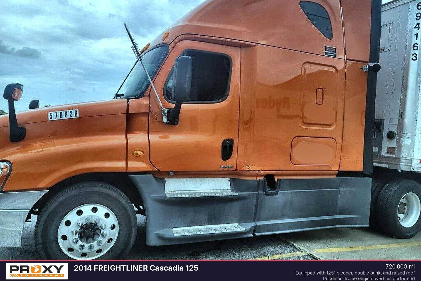 2014 FREIGHTLINER Cascadia 125 - view 1 of 11