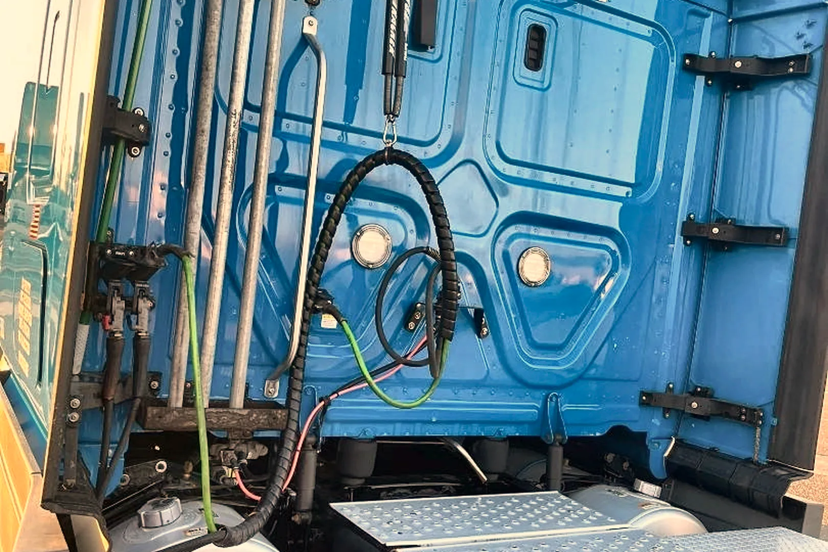 2018 FREIGHTLINER Cascadia 125 - view 13 of 16