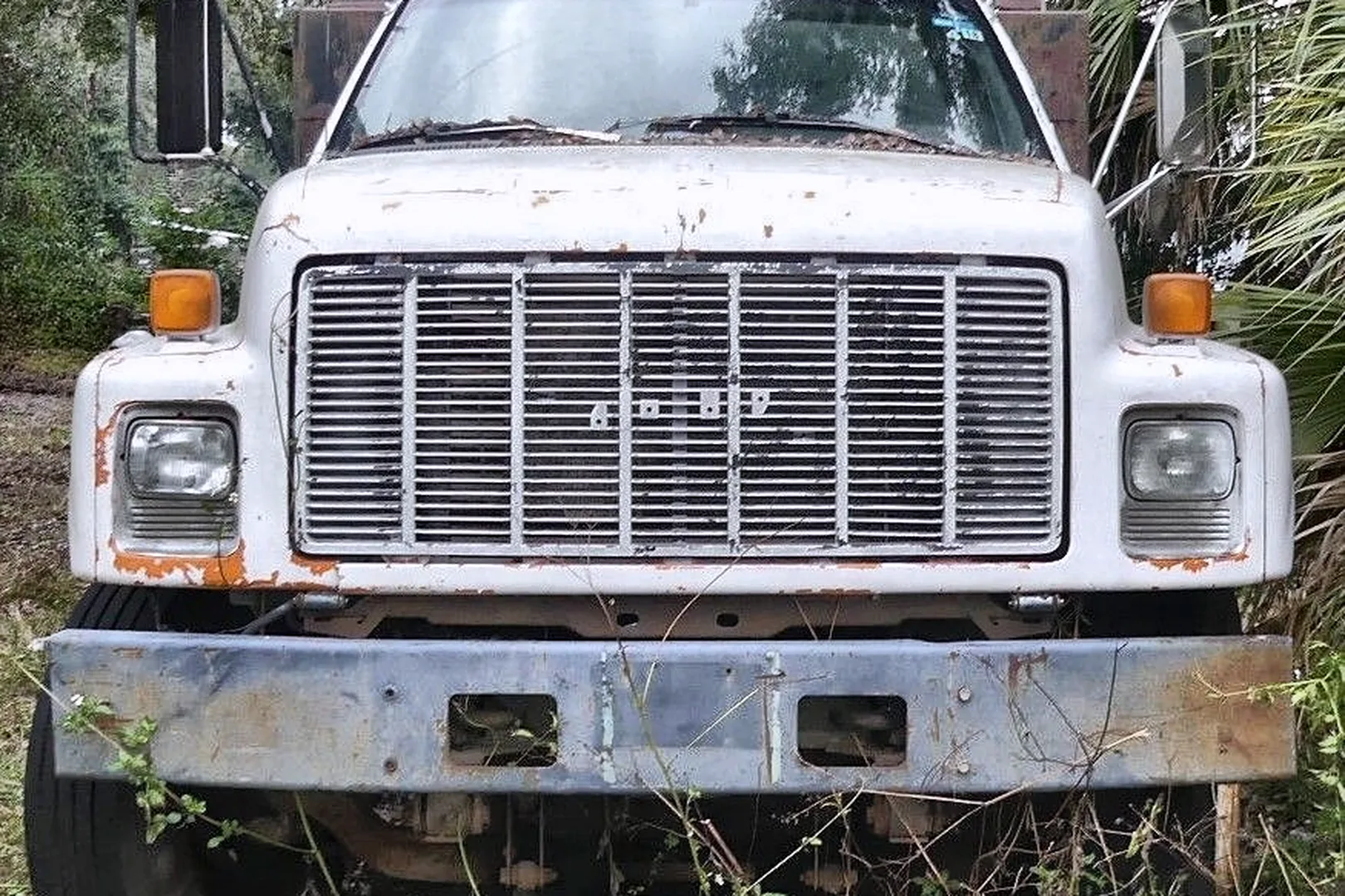 1993 GMC C - view 13 of 20