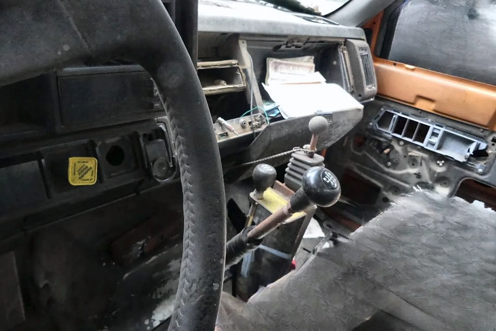 1993 GMC C - view 11 of 20