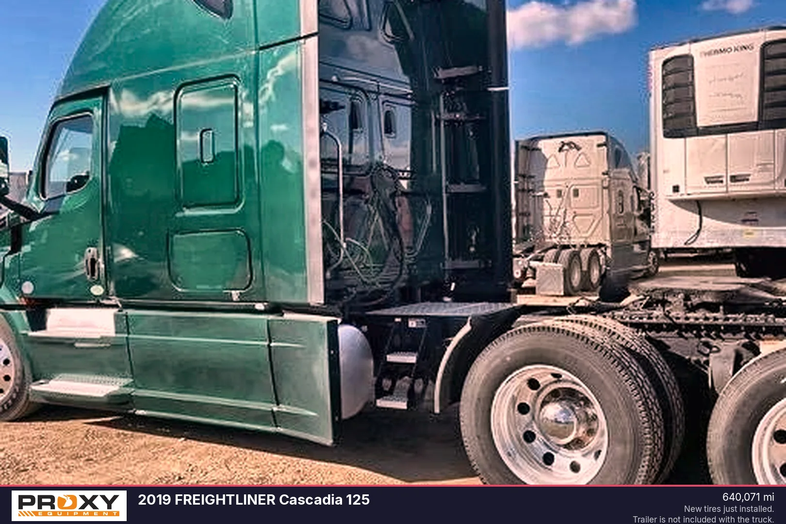 2019 FREIGHTLINER Cascadia 125 - view 4 of 13