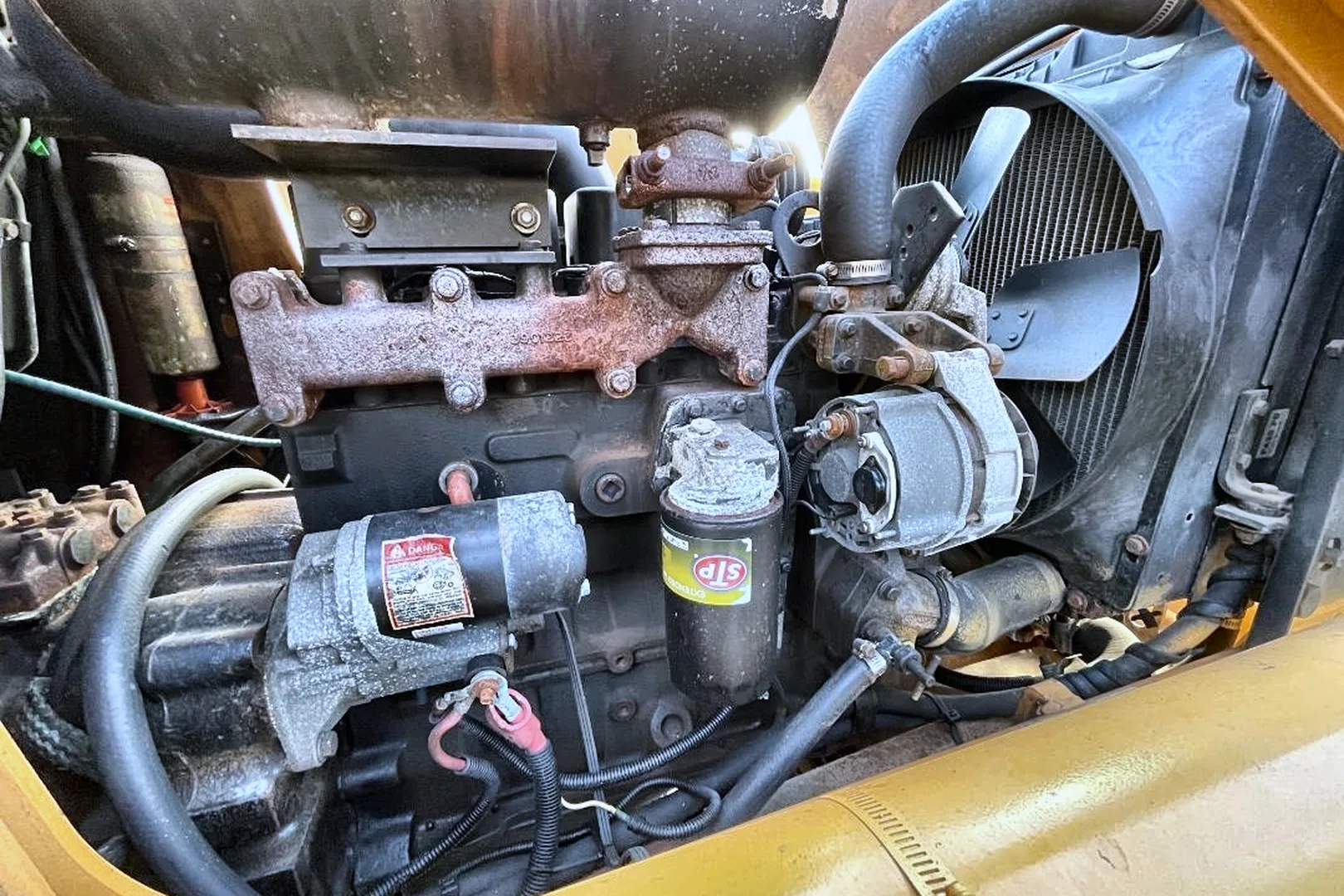 2003 CASE 570M XT - view 14 of 35