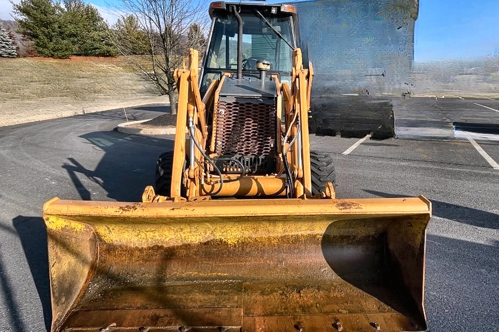 2003 CASE 570M XT - view 10 of 35