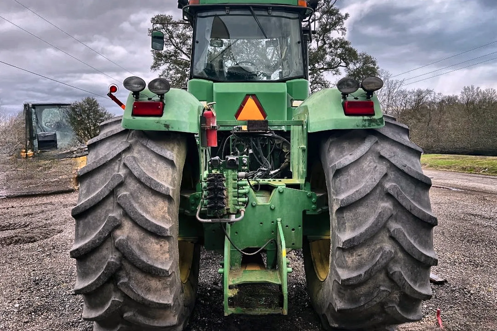 2005 DEERE 9520 - view 9 of 17