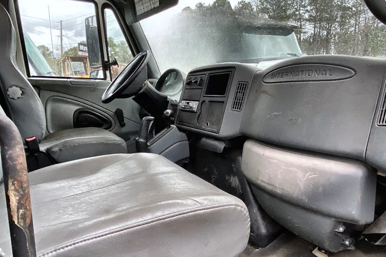 2004 INTERNATIONAL Durastar 4200 - view 15 of 20