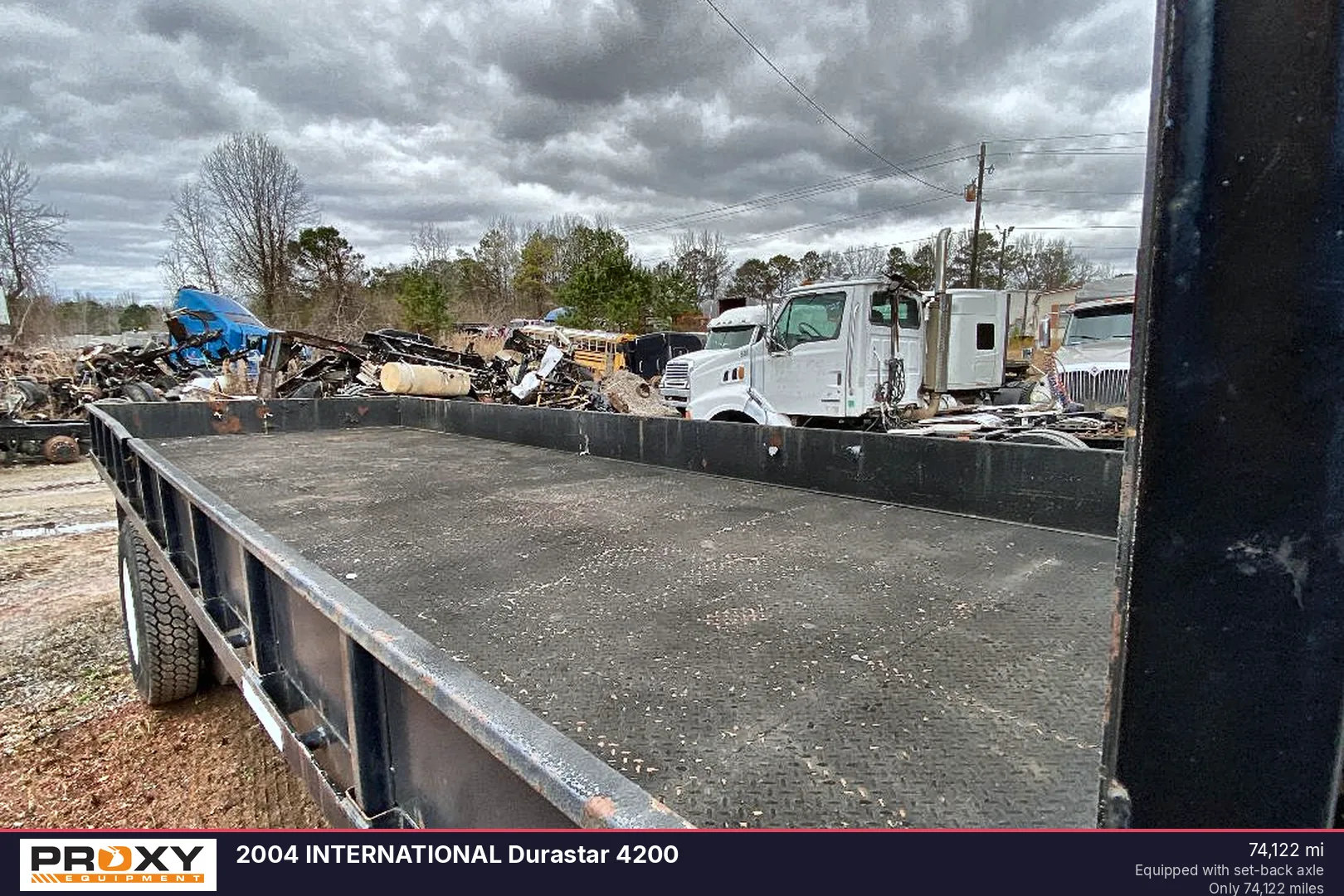 2004 INTERNATIONAL Durastar 4200 - view 4 of 20