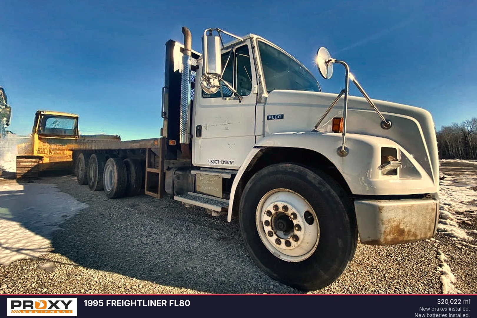 1995 FREIGHTLINER FL80 - view 1 of 31