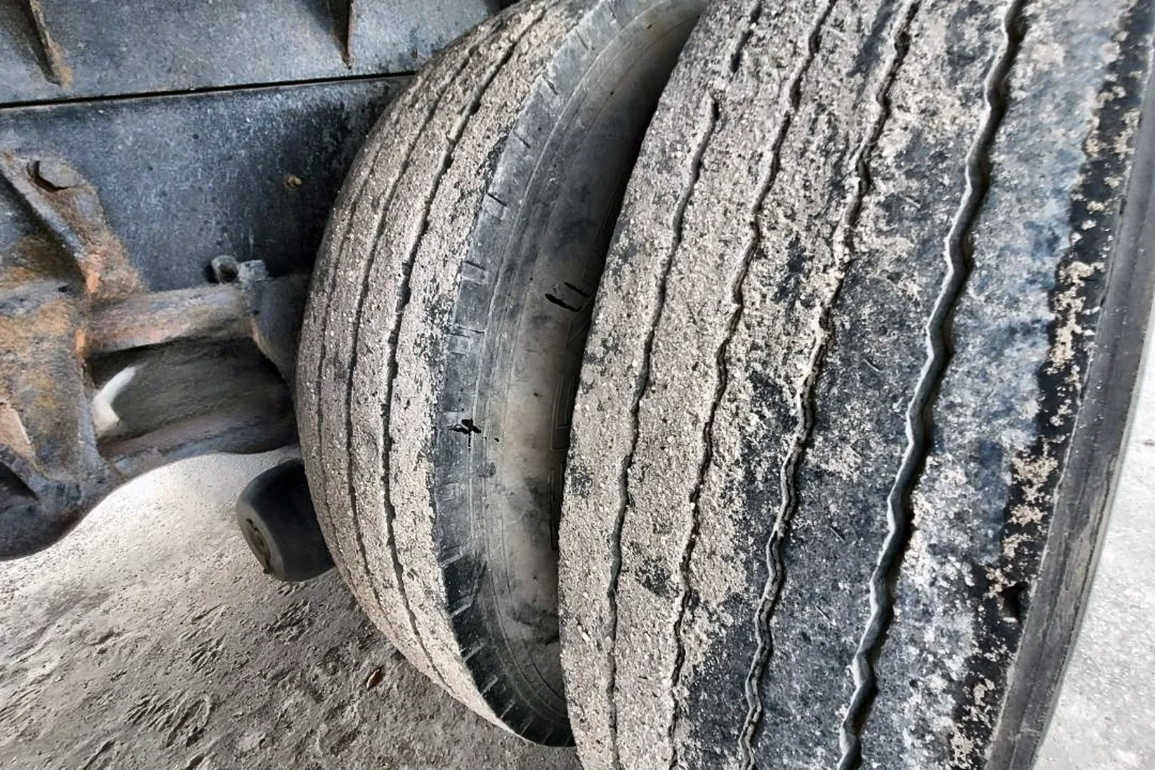 2008 FORD F750 - view 14 of 22