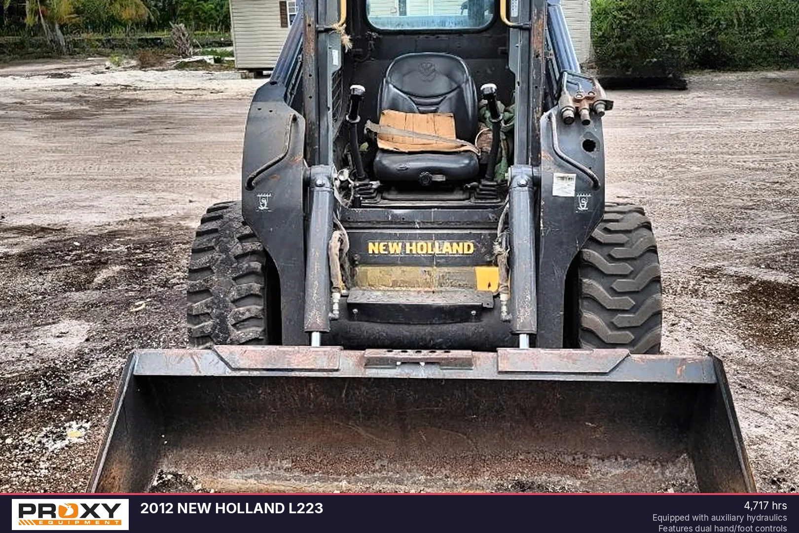 2012 NEW HOLLAND L223 - view 2 of 18