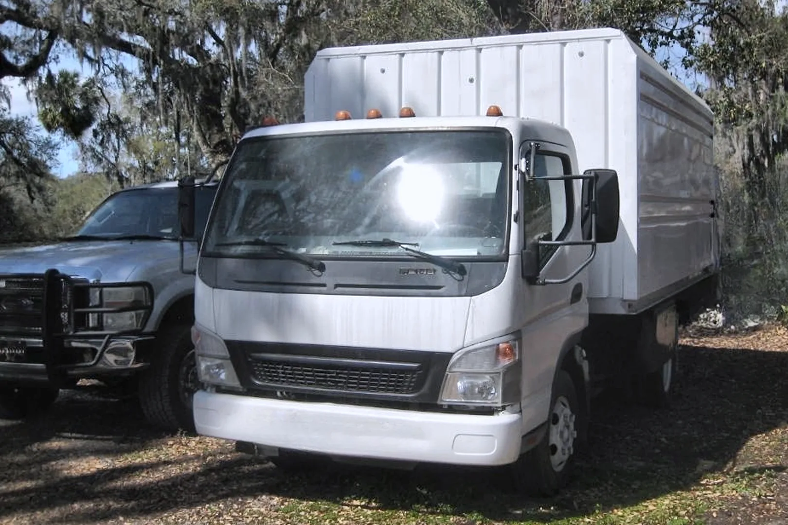 2010 MITSUBISHI FE 145 - view 7 of 14