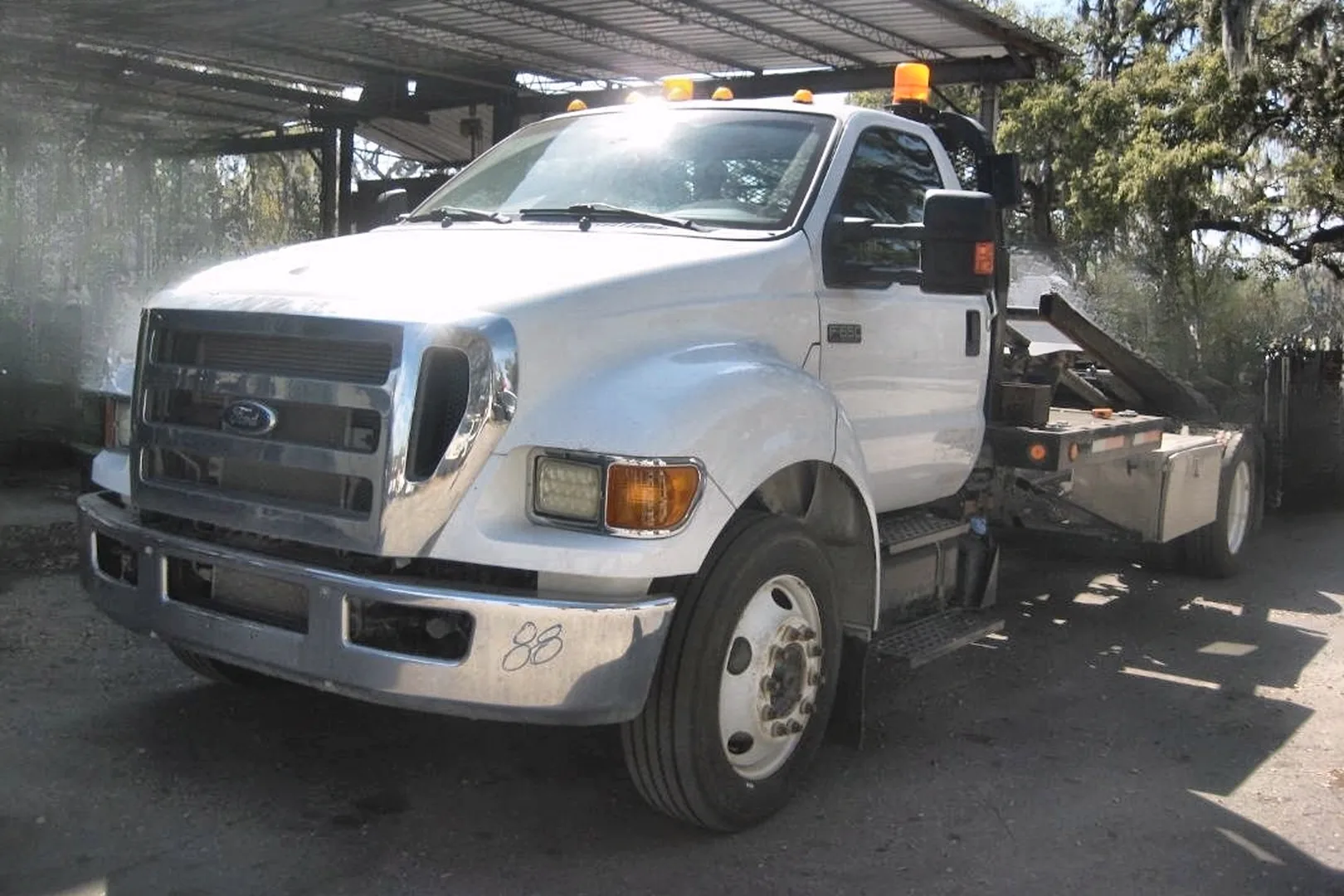 2015 FORD F650 XLT Super Duty - view 7 of 17