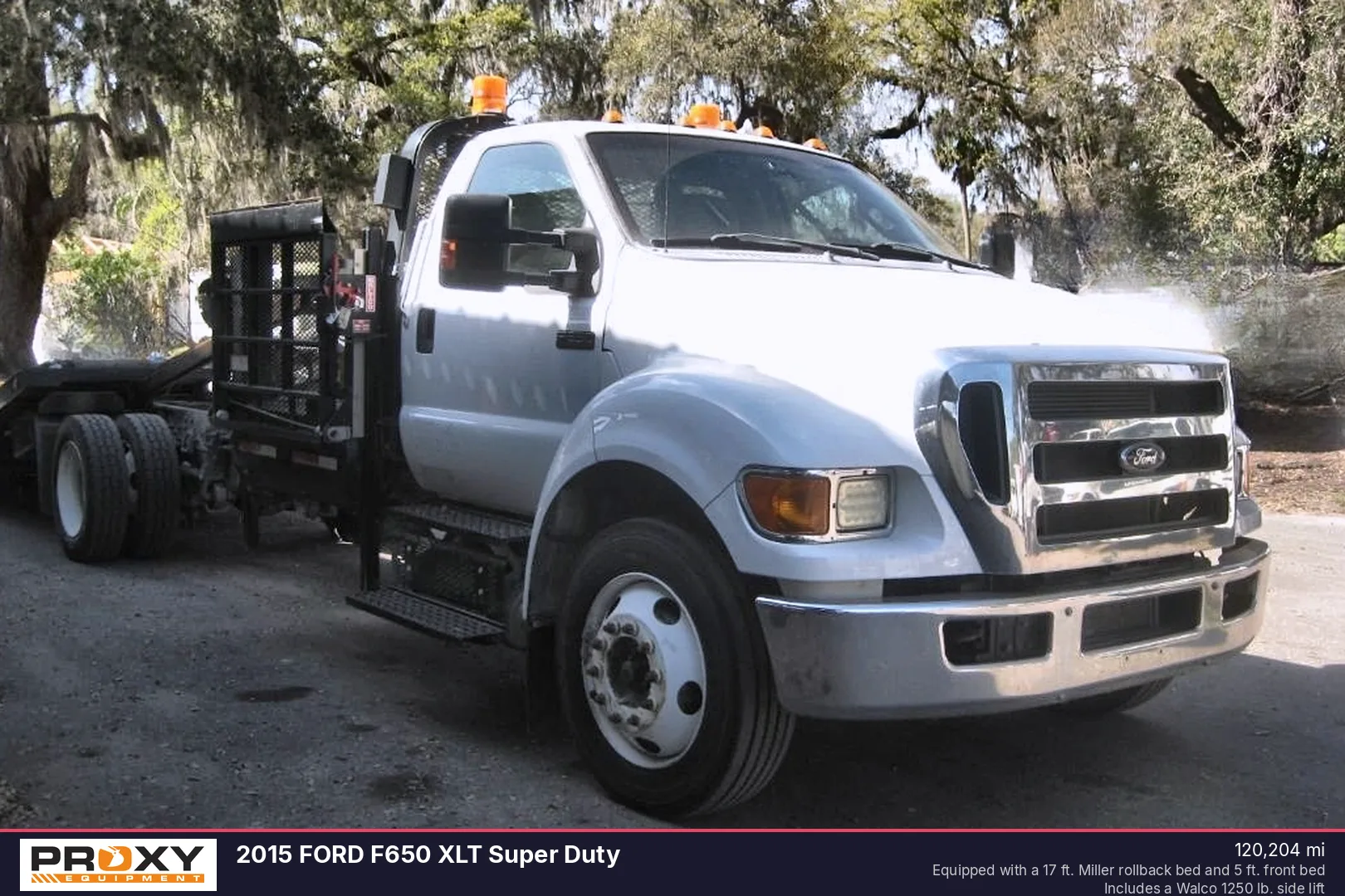 2015 FORD F650 XLT Super Duty - view 2 of 17