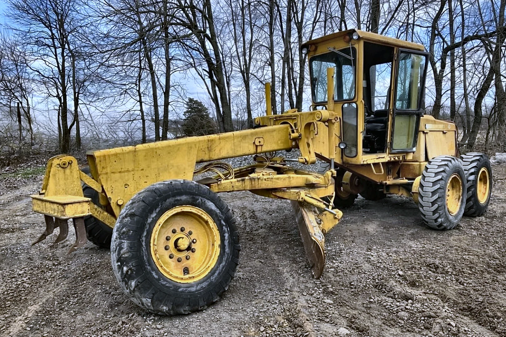 1979 DEERE 570A - view 8 of 35