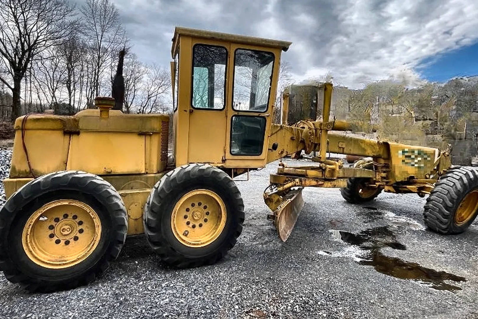 1979 DEERE 570A - view 6 of 35
