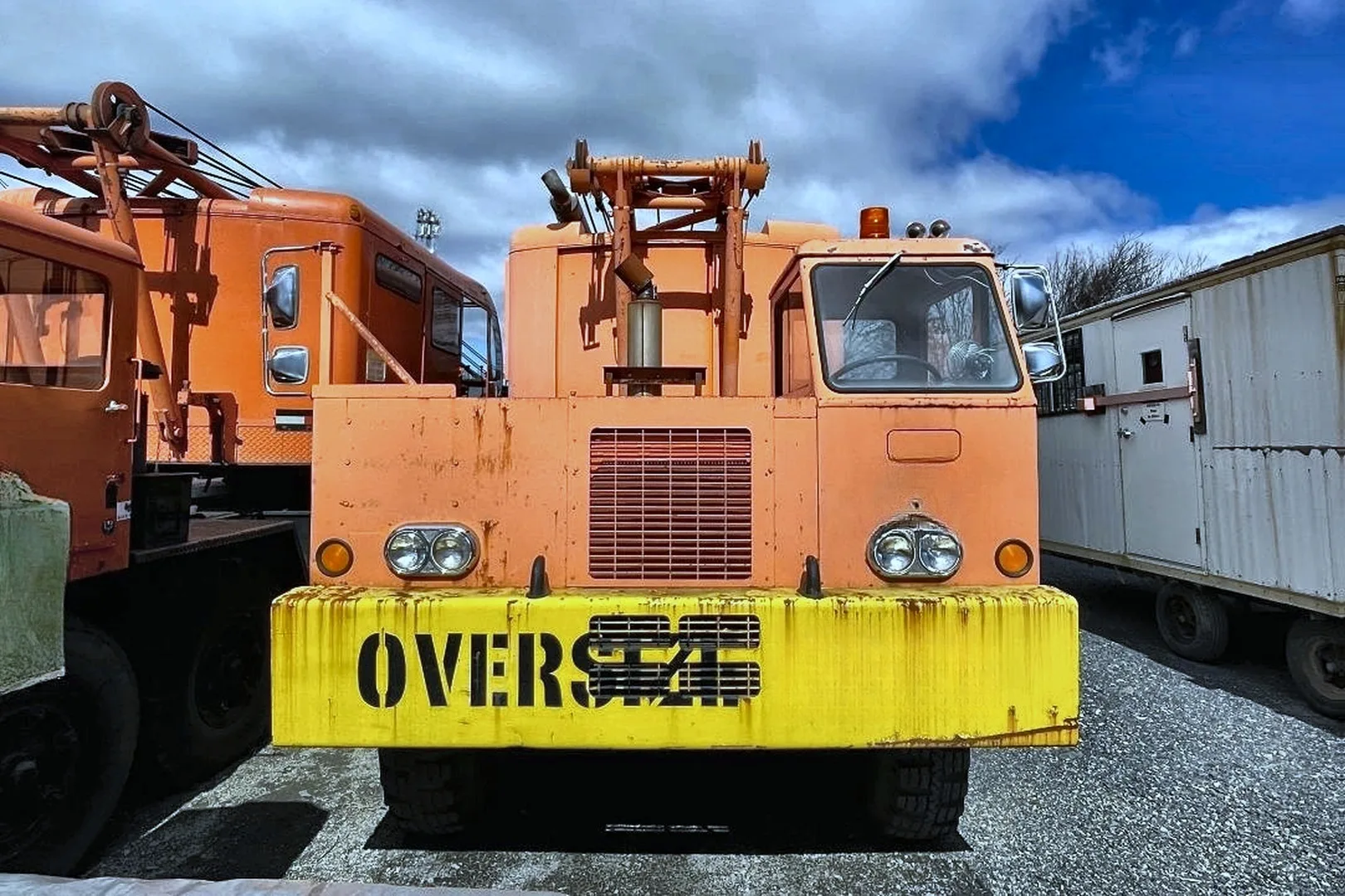 1967 P & H 650A-TC 50-Ton Crane - view 8 of 31
