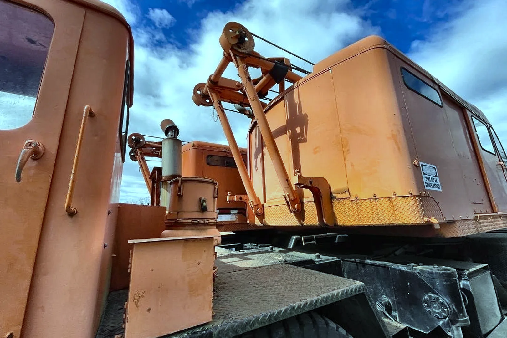 1967 P & H 650A-TC 50-Ton Crane - view 12 of 31