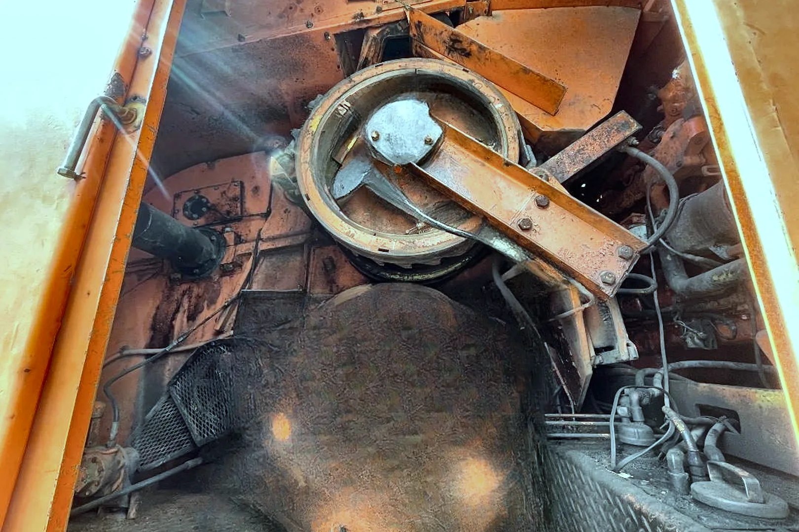 1977 P & H 790TC 90-Ton Crane - view 18 of 35