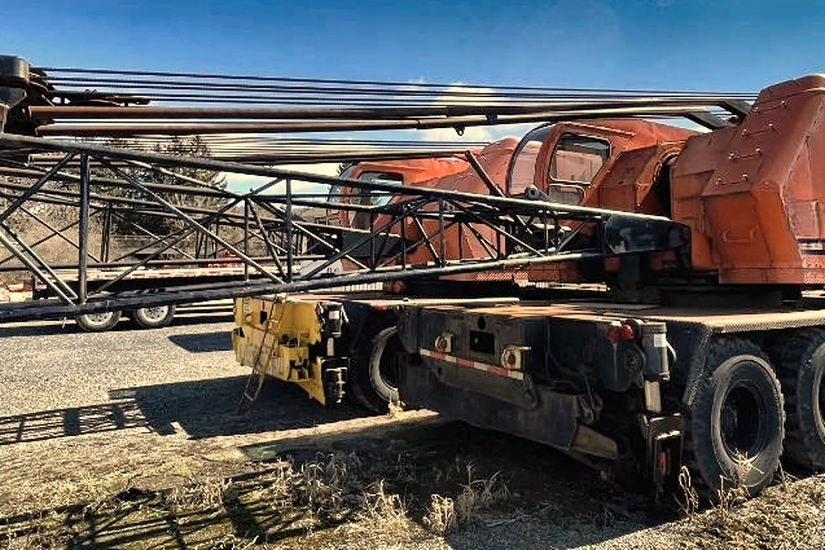 1966 P & H 650A-TC 50-Ton Crane - view 7 of 30
