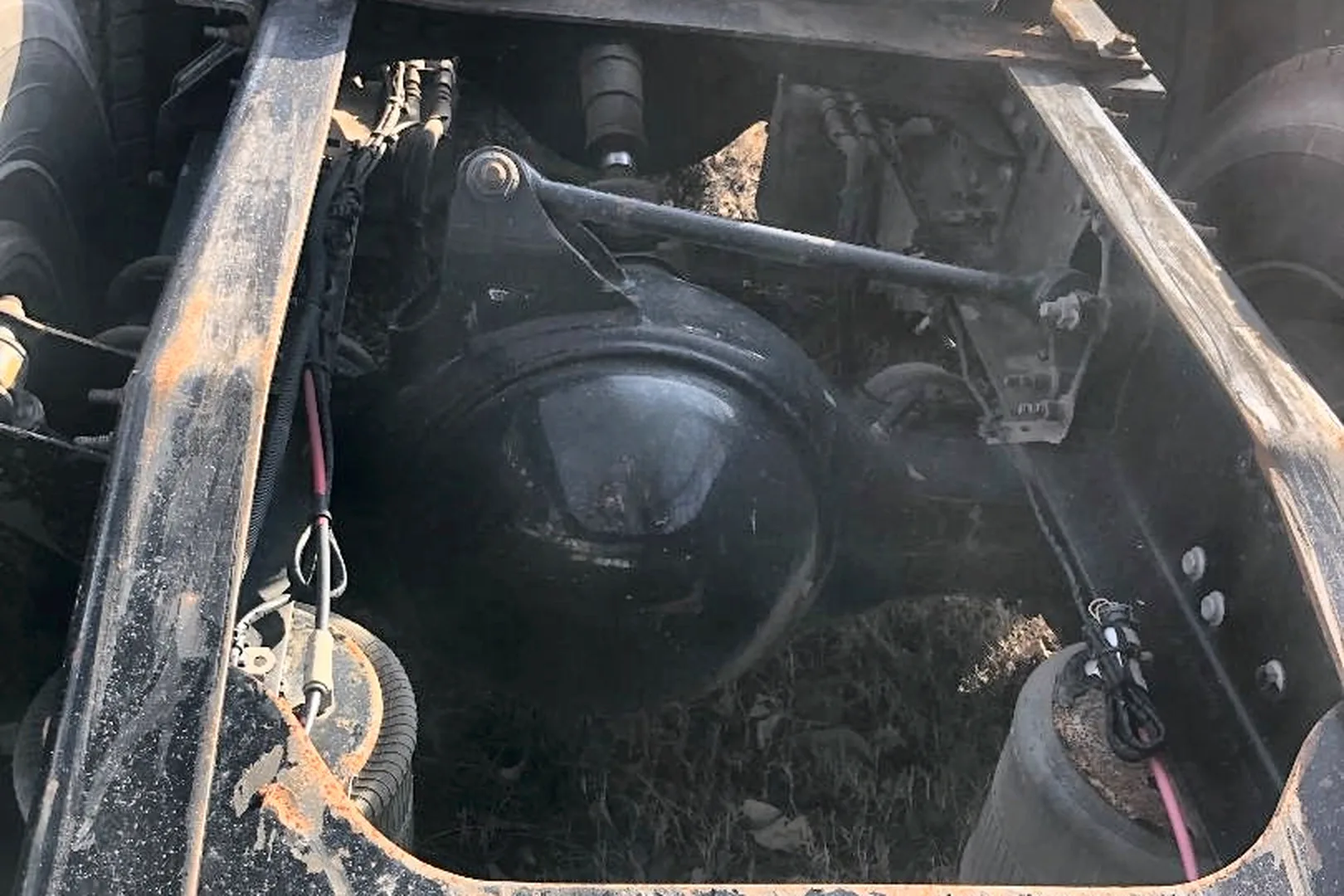 2015 MACK PINNACLE CHU613 - view 19 of 39