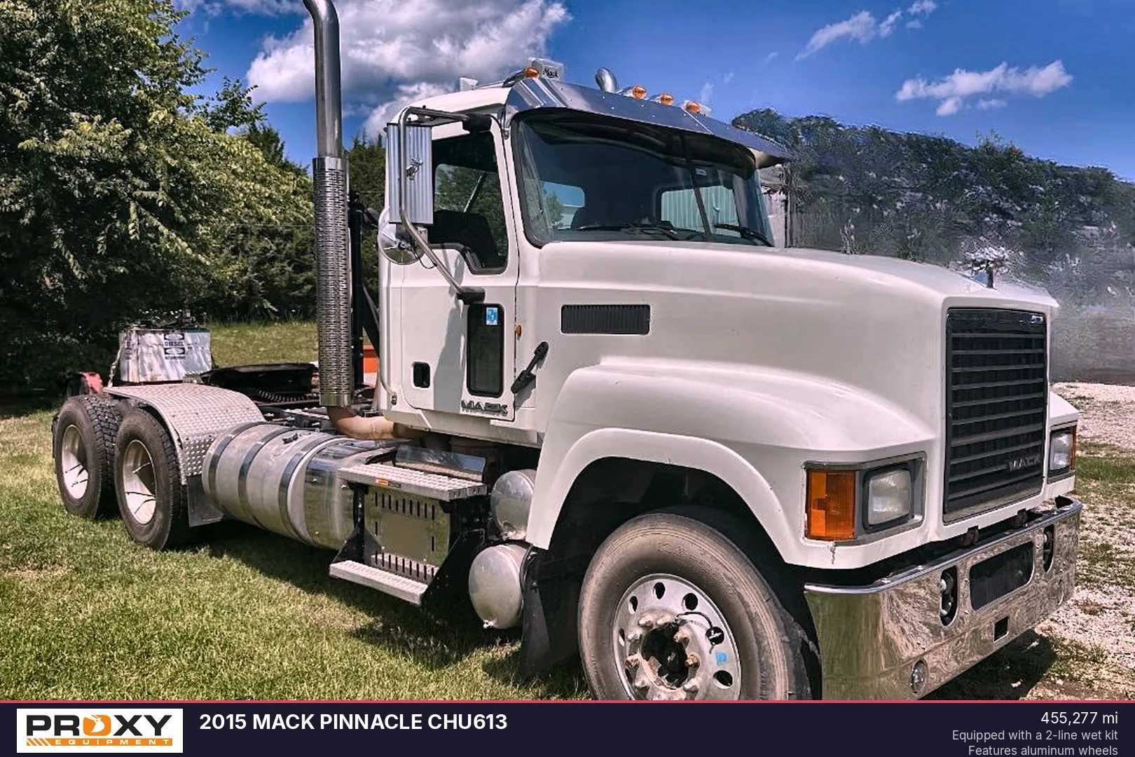 2015 MACK PINNACLE CHU613 - view 2 of 39