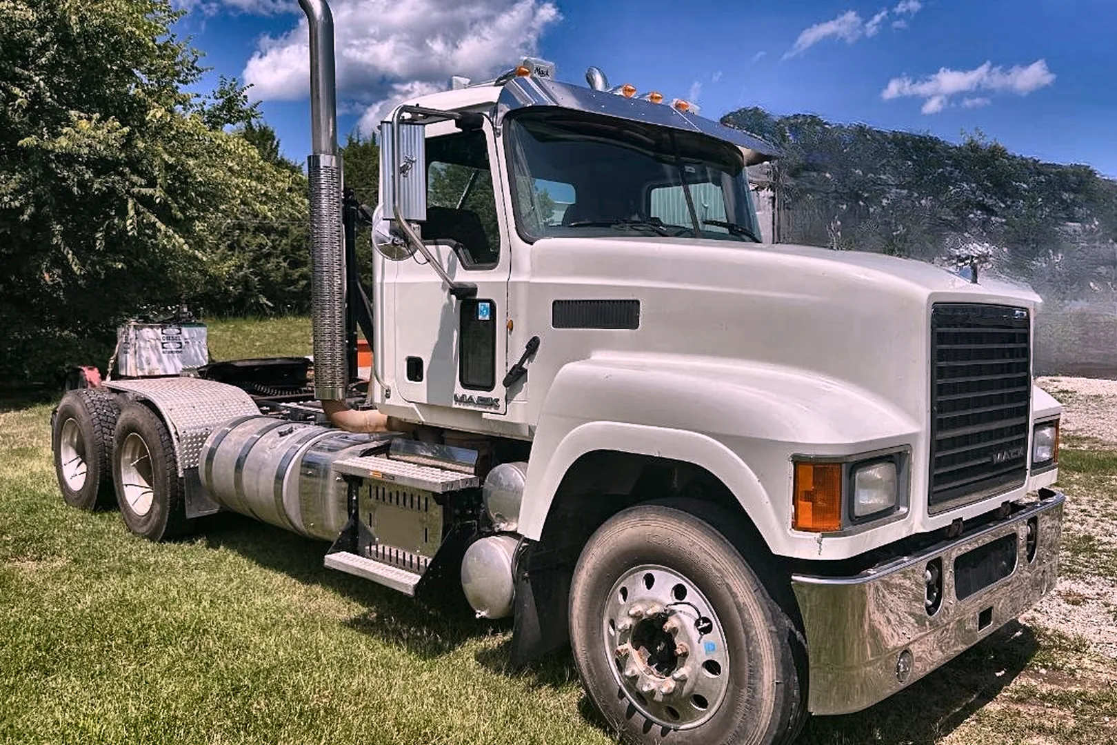 2015 MACK PINNACLE CHU613 - view 8 of 39