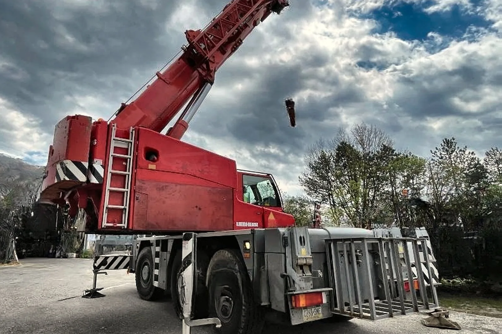 2005 LIEBHERR LTC1055 3.1 - view 8 of 29