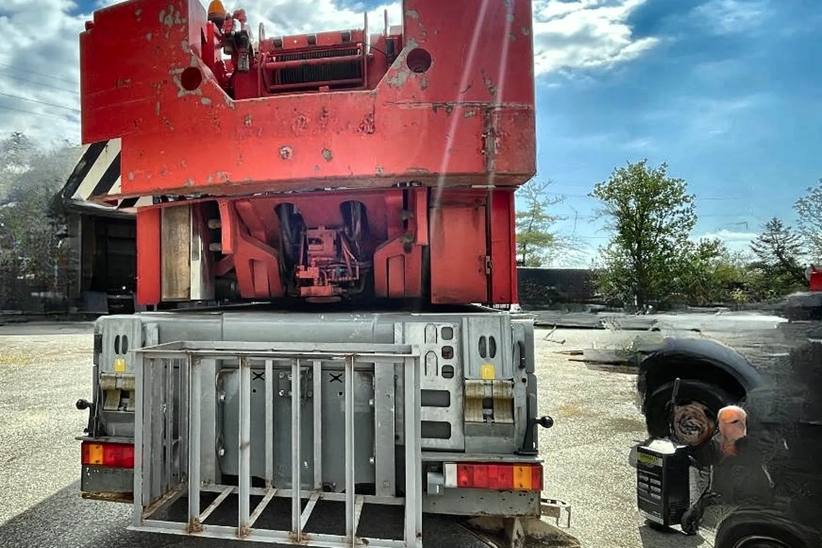 2005 LIEBHERR LTC1055 3.1 - view 6 of 29