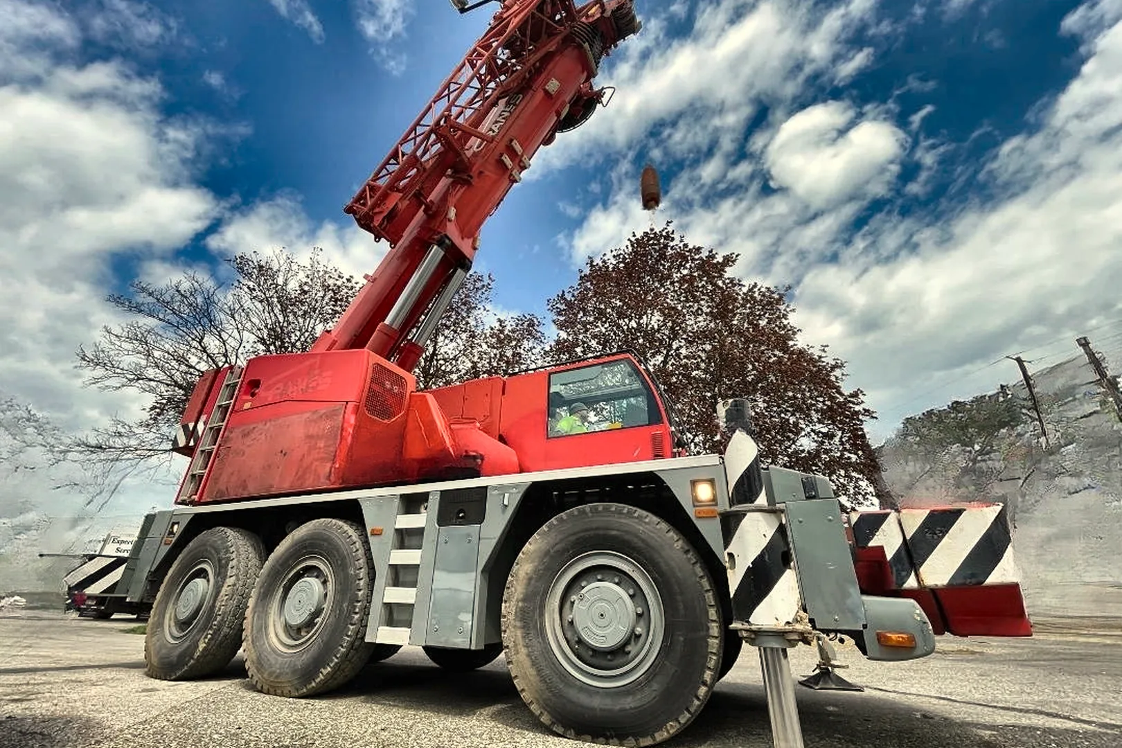 2005 LIEBHERR LTC1055 3.1 - view 12 of 29