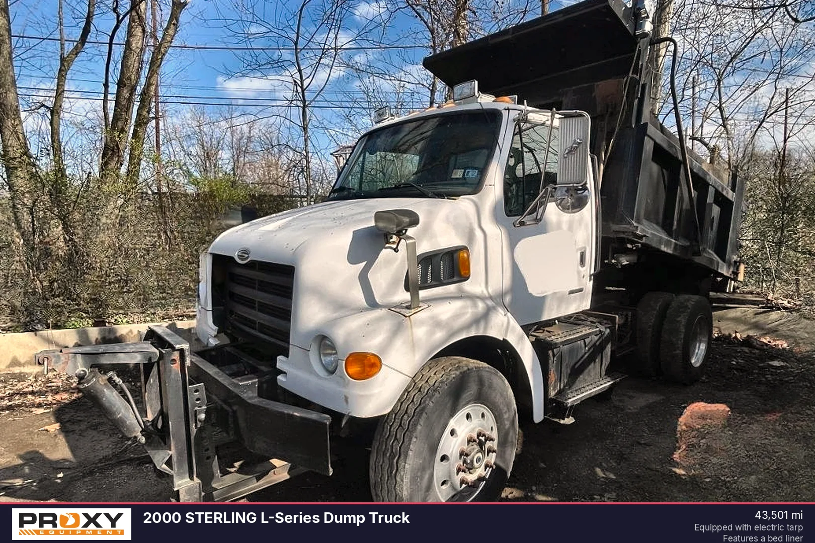 2000 STERLING L-Series Dump Truck - view 3 of 29