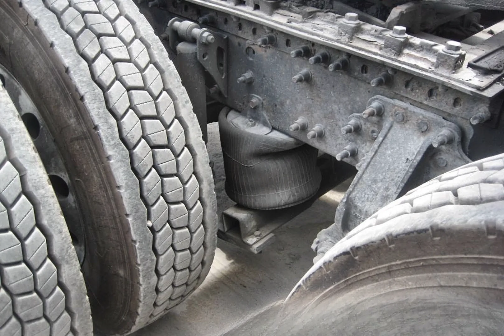 2008 VOLVO VLN - view 9 of 12