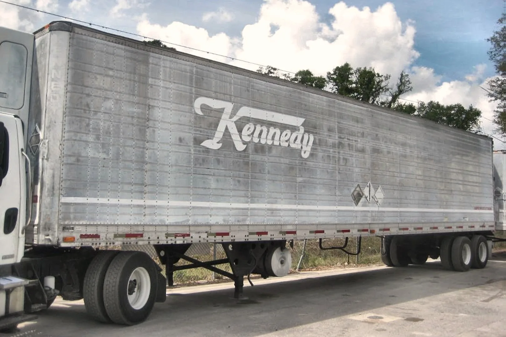 1998 UTILITY 48x102 - view 6 of 11