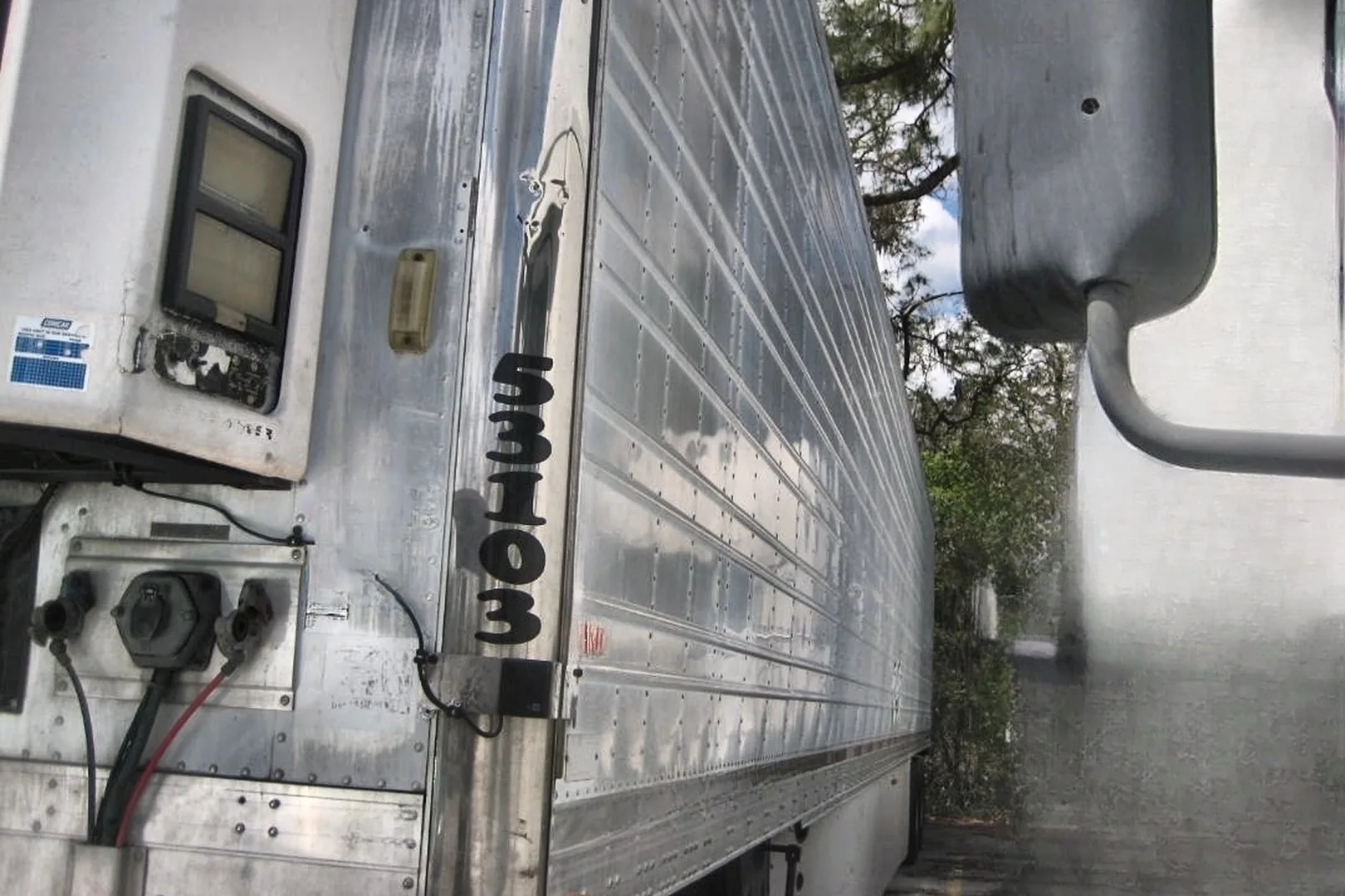 2007 UTILITY 53x102 - view 7 of 11