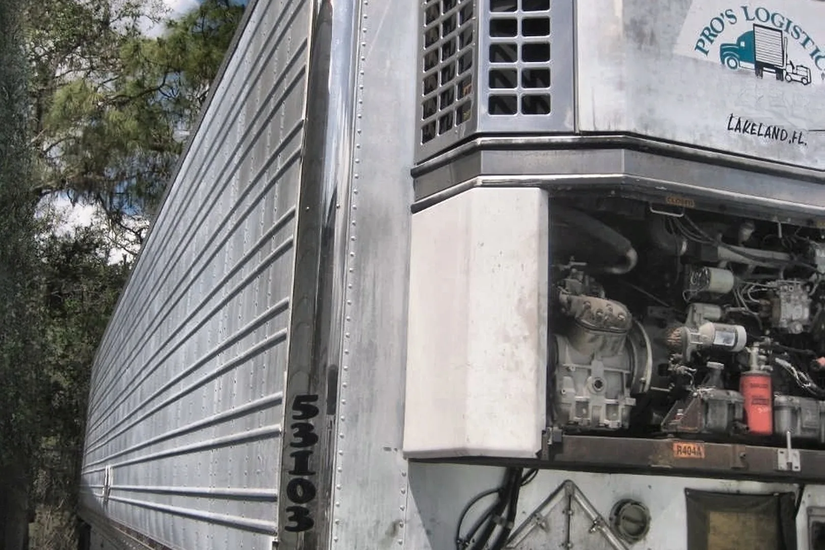 2007 UTILITY 53x102 - view 10 of 11