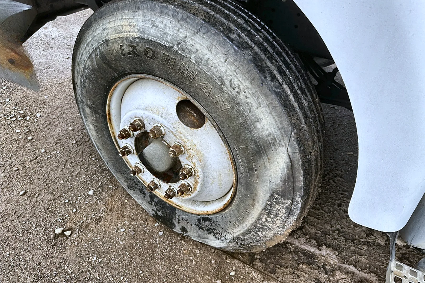 1996 VOLVO WG - view 20 of 33