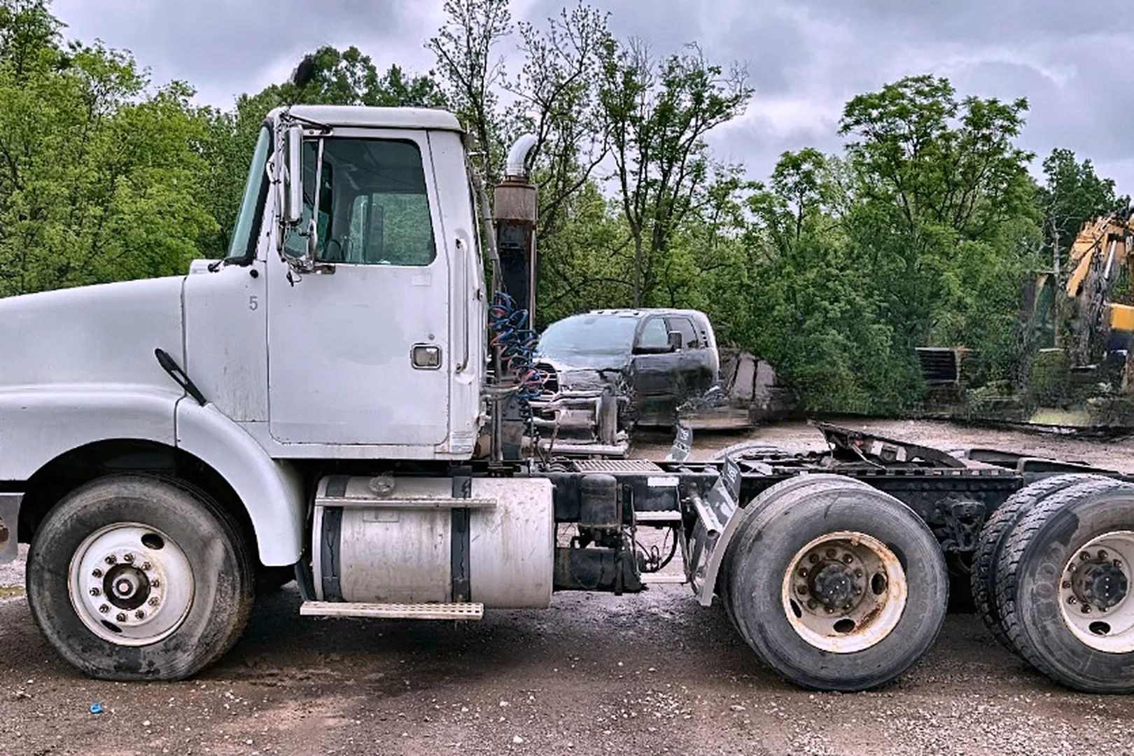 1996 VOLVO WG - view 8 of 33