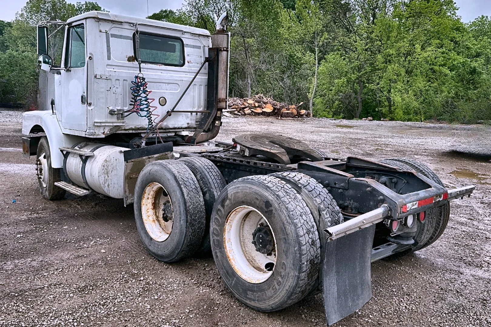 1996 VOLVO WG - view 12 of 33