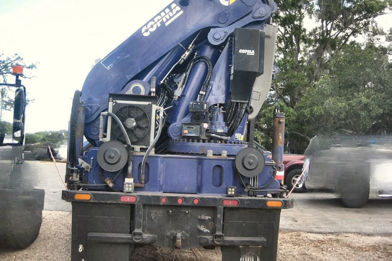 2019 WESTERN STAR 4700 SB - view 6 of 17