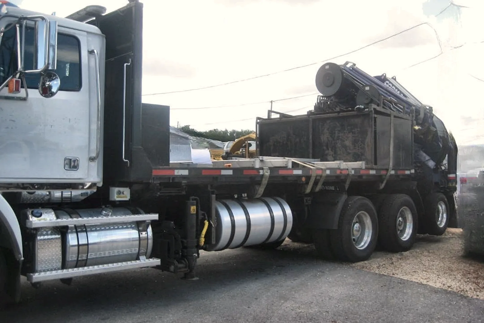 2019 WESTERN STAR 4700 SB - view 12 of 17