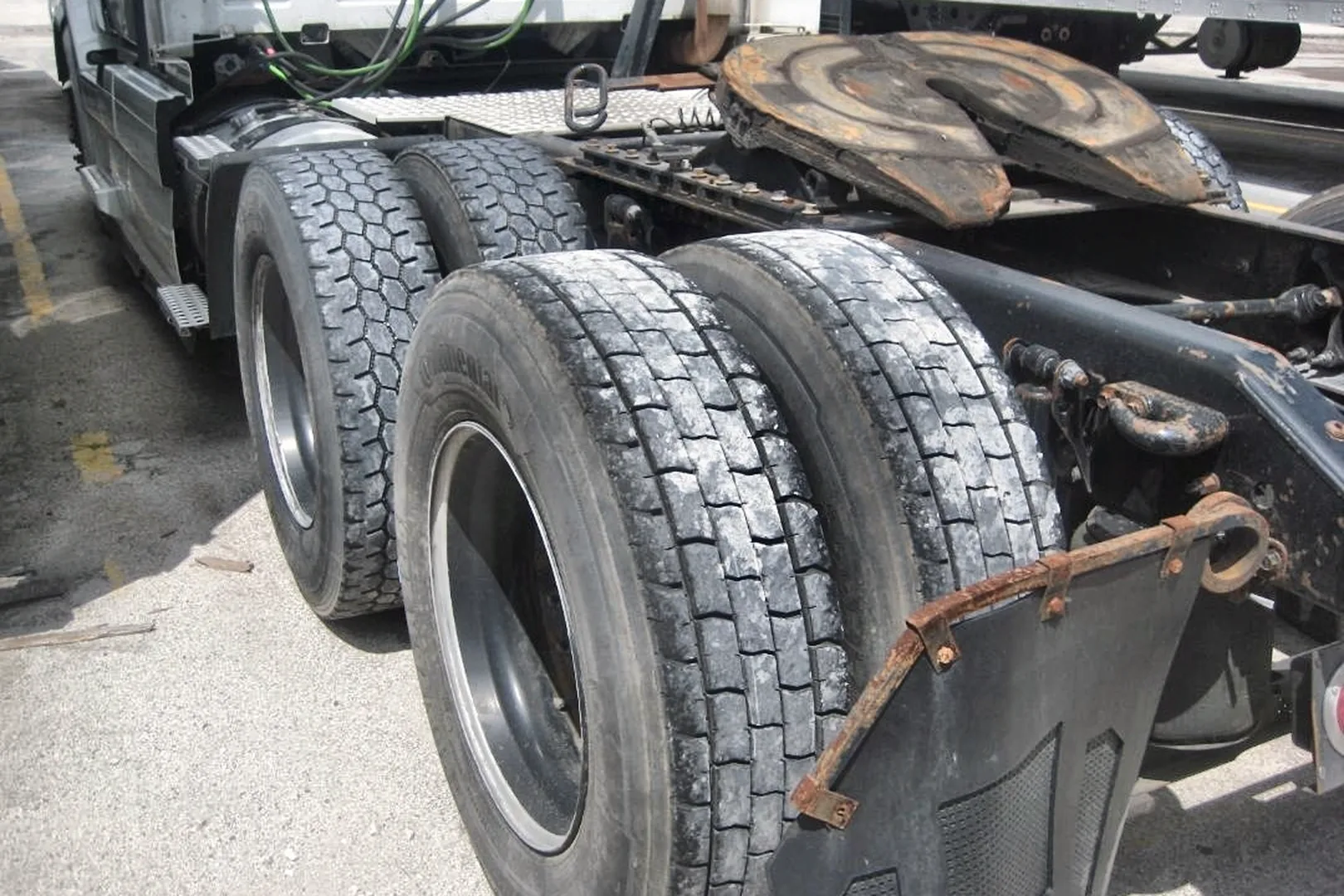 2015 VOLVO VN Series - view 6 of 12