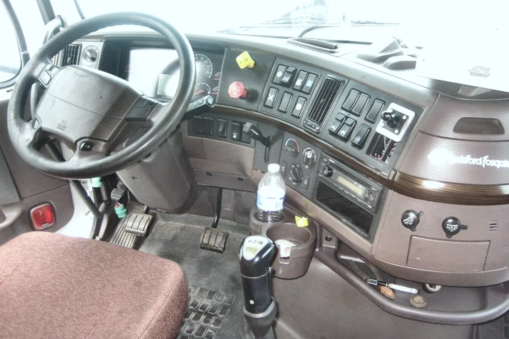 2015 VOLVO VN Series - view 11 of 12